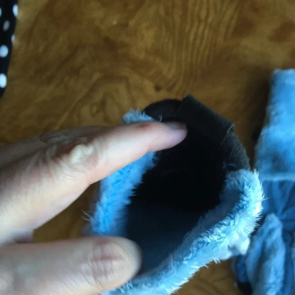 NORTHFACE SOFT Chenille Like Gloves!